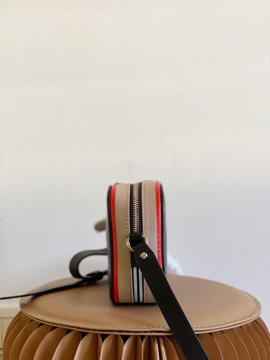 Burberry Tote bag with stylish features Blue 01A 3