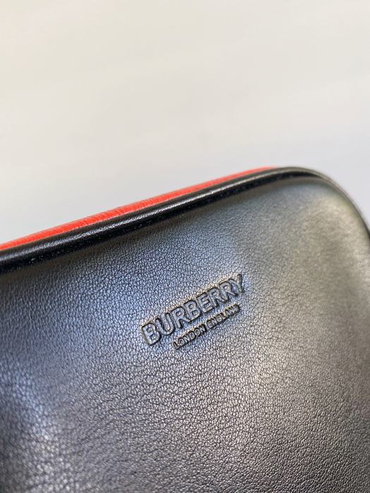 Burberry Tote bag with stylish features Blue 01A 3