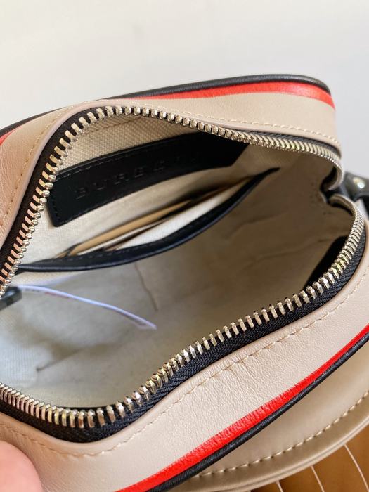 Burberry Tote bag with stylish features Blue 01A 3