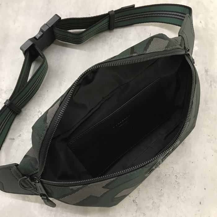 Burberry Tote bag with stylish features Brown 01A 7