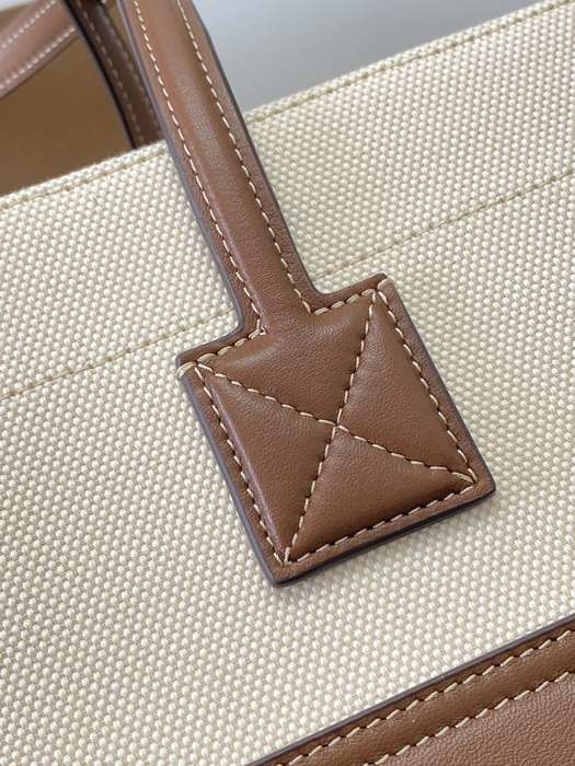 Burberry Tote bag with stylish features Brown 01A 8
