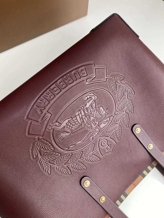 Burberry Tote bag with stylish features Burgundy 01A 2