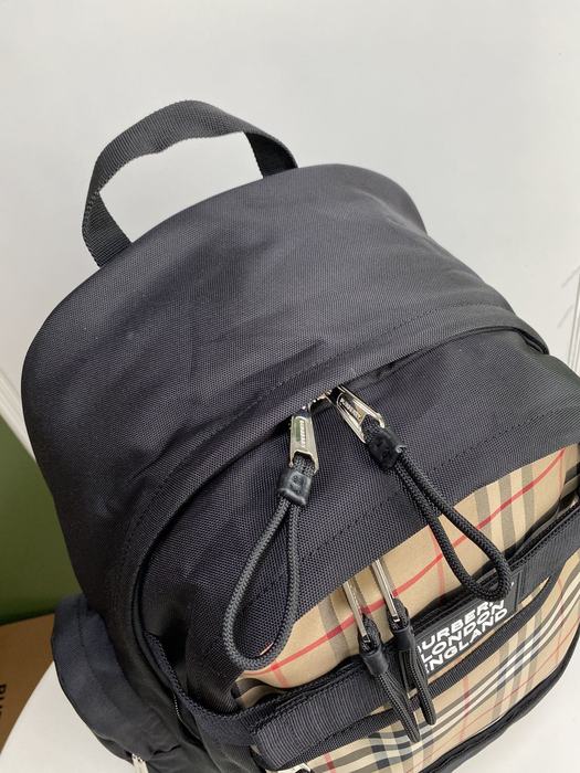 Burberry Tote bag with stylish traits Black 01A 3