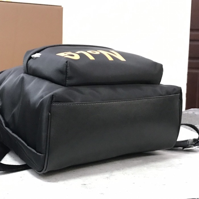 Burberry Tote bag with urban styling Black 01A