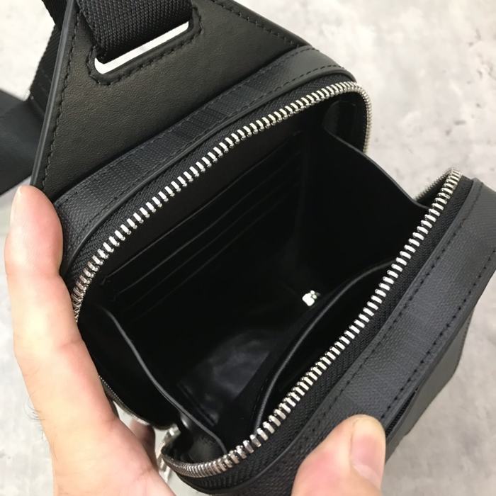 Burberry Tote bag with versatile features Grey 01A