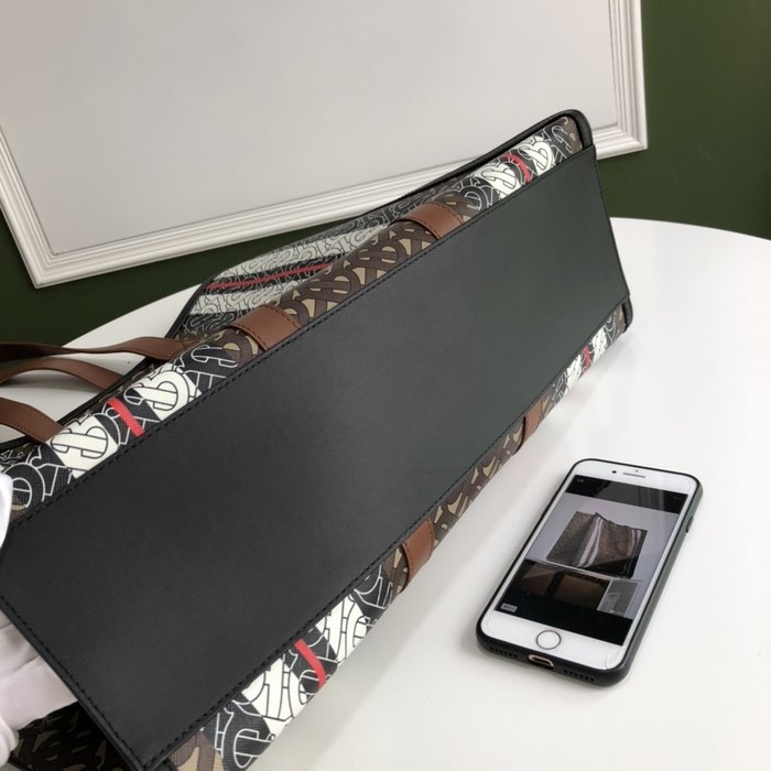 Burberry Tote style 05 Brown 01A