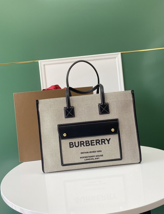Burberry Tote style 100 Brown 01A
