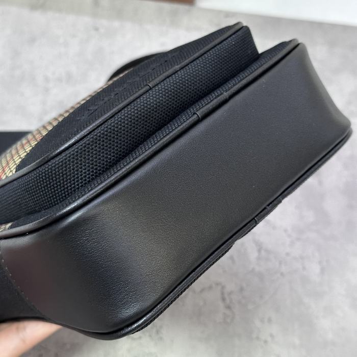 Burberry Tote style 105 Beige 01A