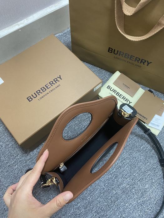 Burberry Tote style 111 Brown 01A