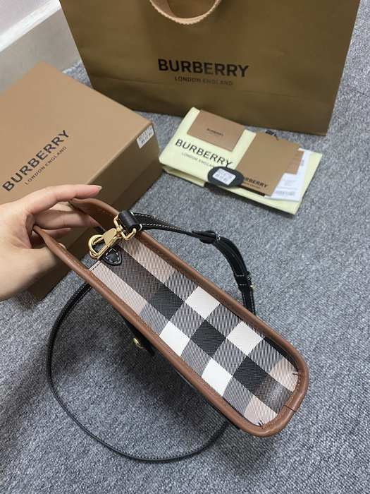 Burberry Tote style 111 Brown 01A