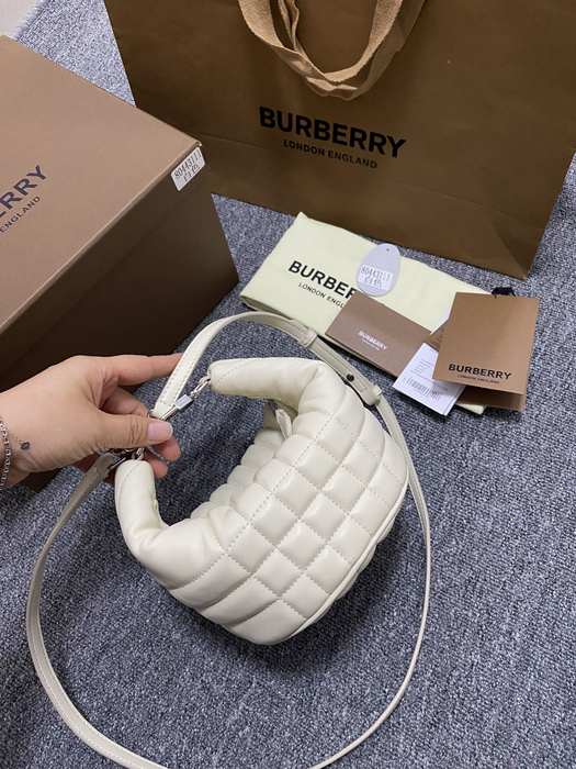 Burberry Tote style 113 Beige 01A 2