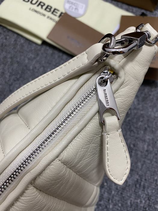 Burberry Tote style 113 Beige 01A 2