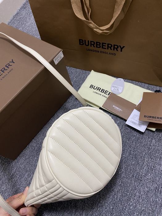 Burberry Tote style 113 Beige 01A 2