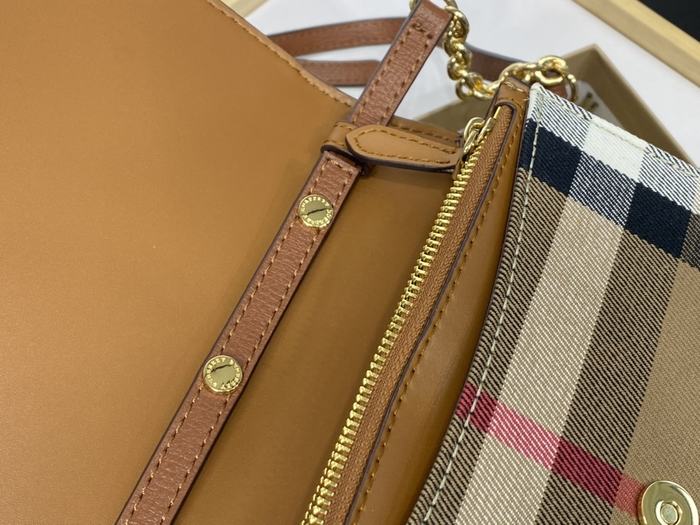 Burberry Tote style 119 Beige 01A