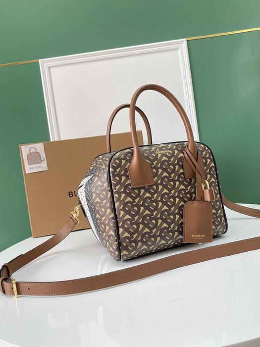 Burberry Tote style 17 Navy 01A