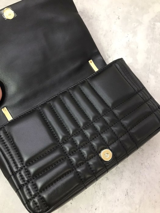 Burberry Tote style 18 Beige 01A