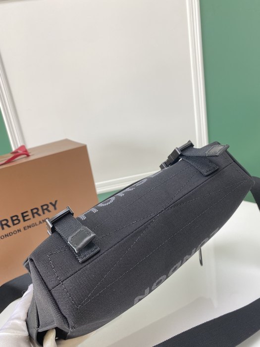 Burberry Tote style 20 Tan 01A