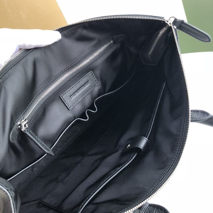 Burberry Tote style 22 Navy 01A