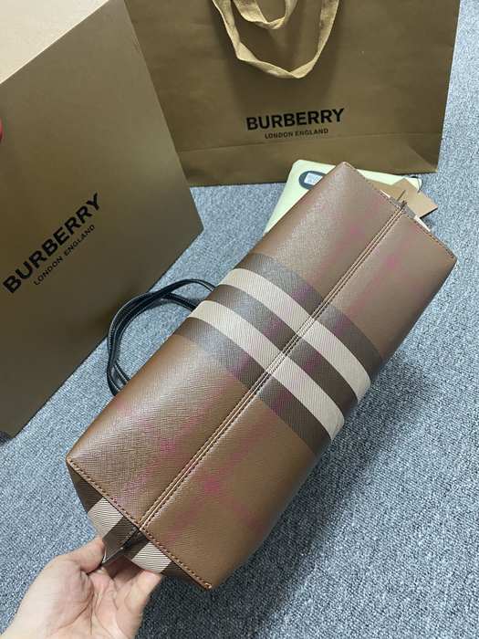 Burberry Tote style 25 Brown 01A