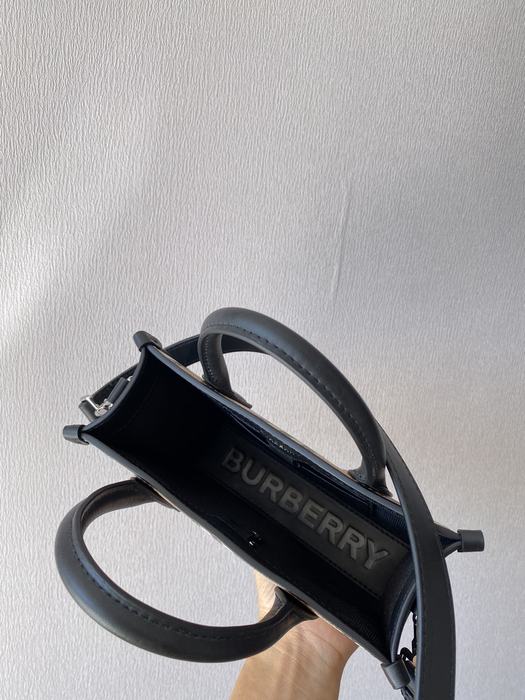 Burberry Tote style 26 Beige 01A