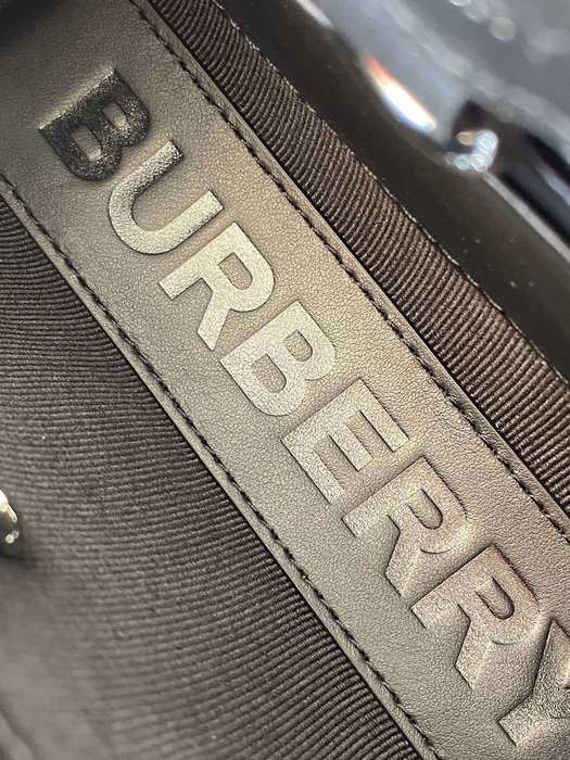 Burberry Tote style 26 Beige 01A