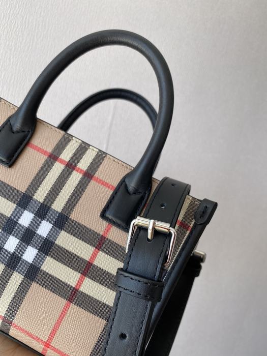 Burberry Tote style 26 Beige 01A