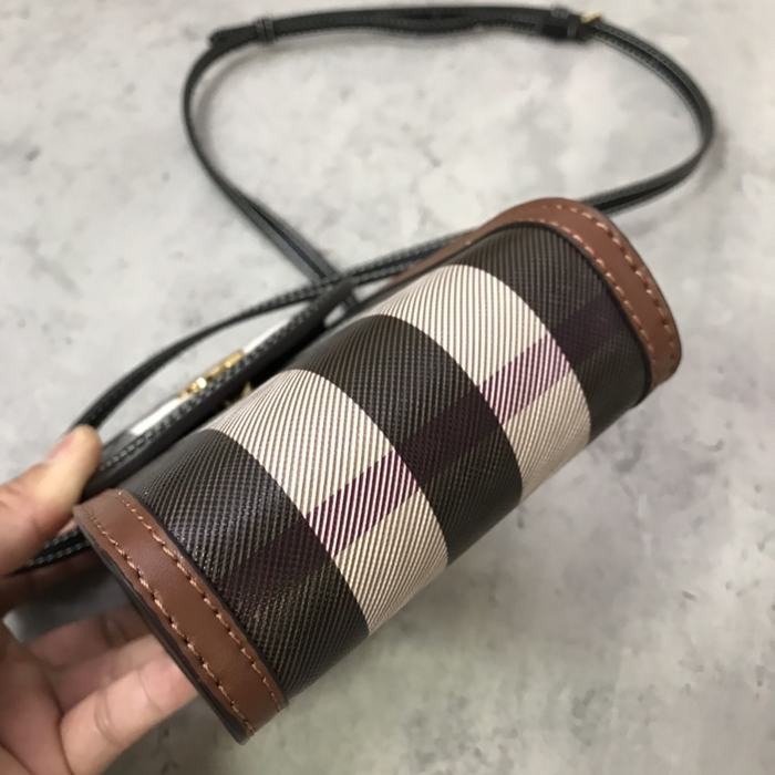 Burberry Tote style 31 Brown 01A