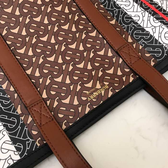 Burberry Tote style 33 Brown 01A