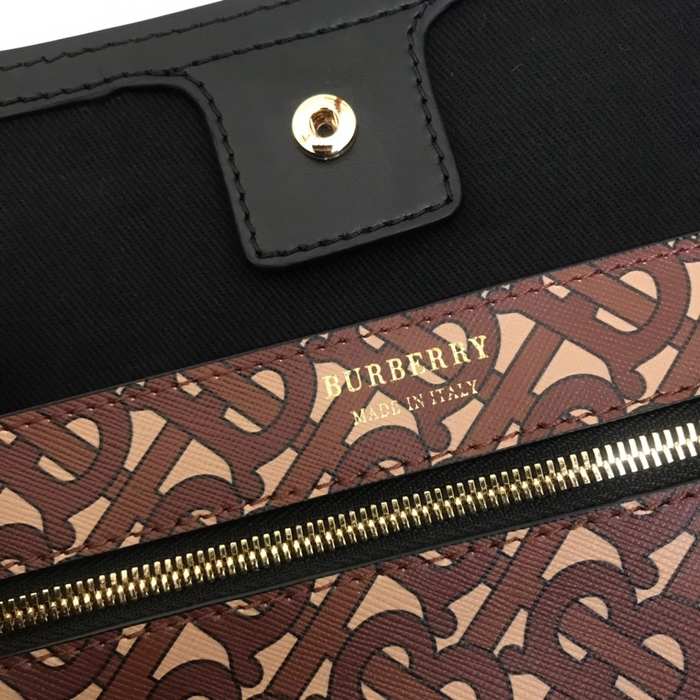 Burberry Tote style 33 Brown 01A