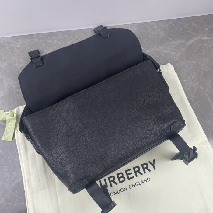 Burberry Tote style 40 Black 01A