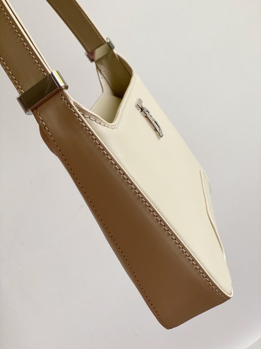 Burberry Tote style 44 Tan 01A