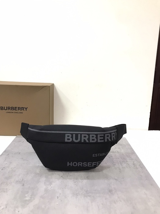 Burberry Tote style 45 Tan 01A