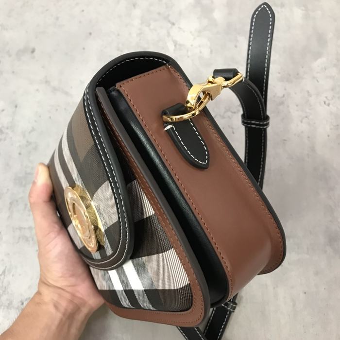 Burberry Tote style 49 Brown 01A