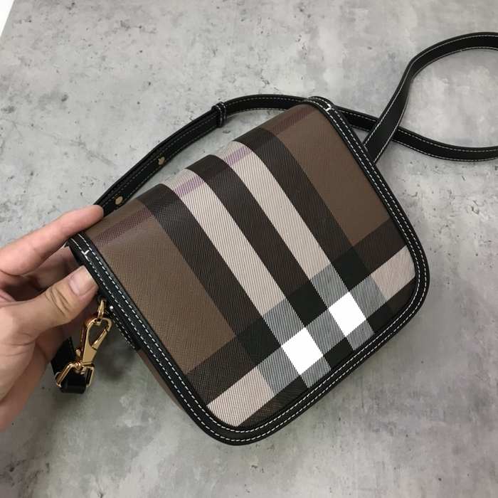 Burberry Tote style 49 Brown 01A