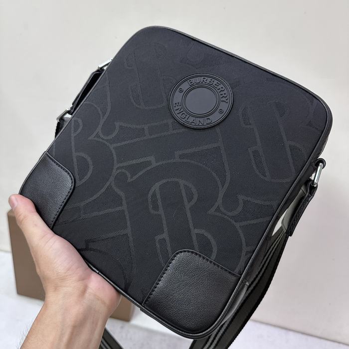 Burberry Tote style 50 Black 01A