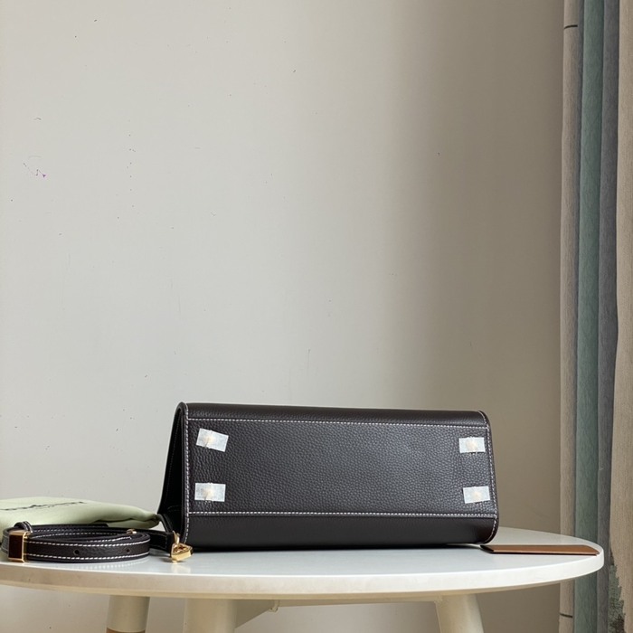 Burberry Tote style 52 Beige 01A