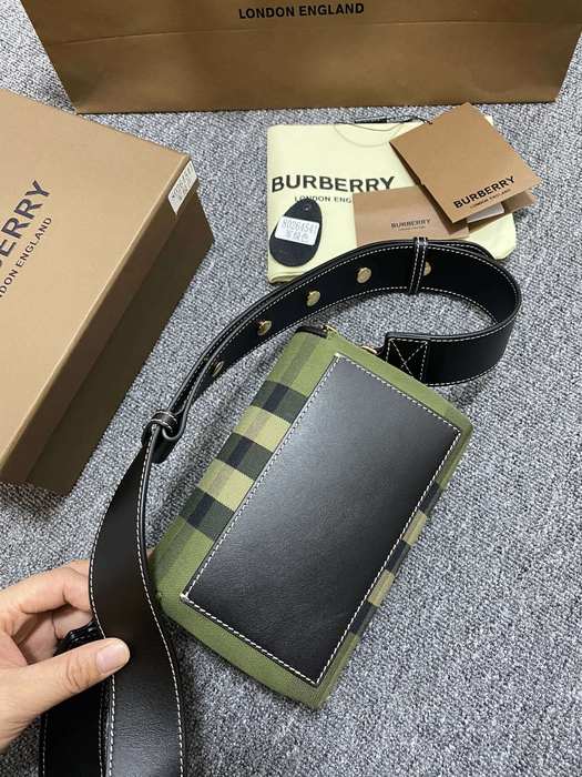Burberry Tote style 52 Green 01A