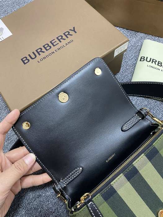Burberry Tote style 52 Green 01A