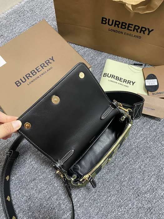 Burberry Tote style 52 Green 01A