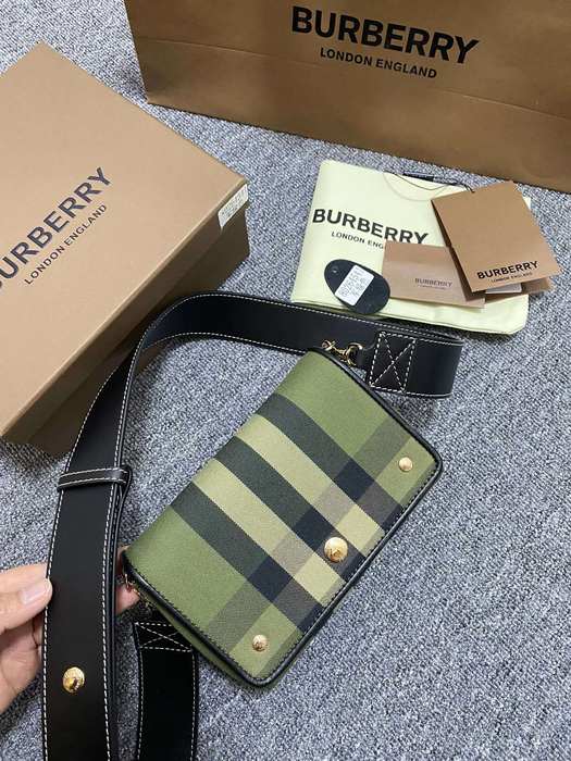Burberry Tote style 52 Green 01A