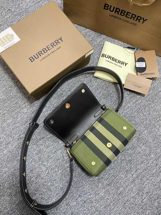 Burberry Tote style 52 Green 01A