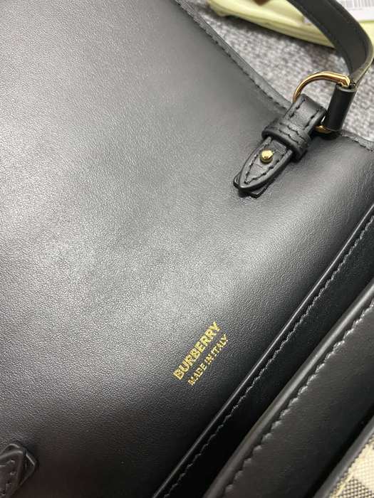 Burberry Tote style 61 Brown 01A