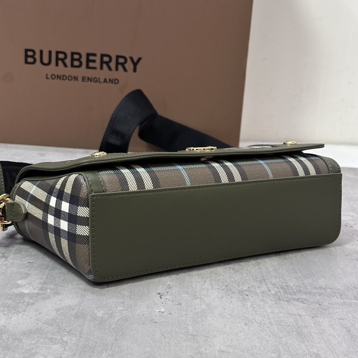 Burberry Tote style 65 Green 01A
