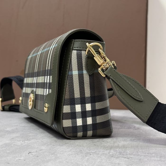 Burberry Tote style 65 Green 01A