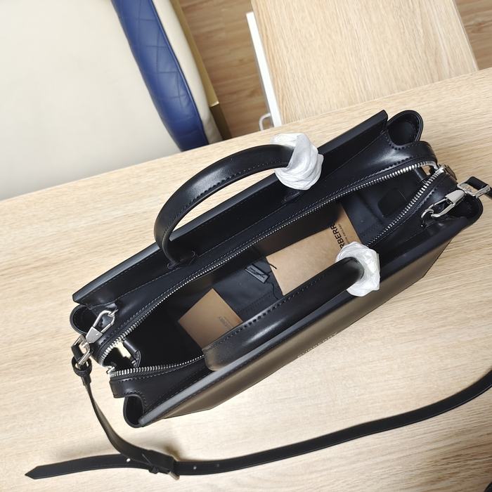 Burberry Tote style 67 Black 01A