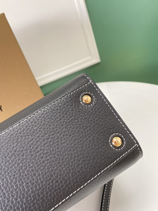 Burberry Tote style 89 Tan 01A