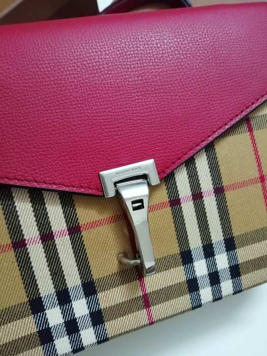 Burberry Tote style 91 Navy 01A