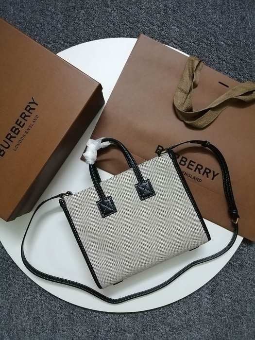 Burberry Tote style 97 Black 01A