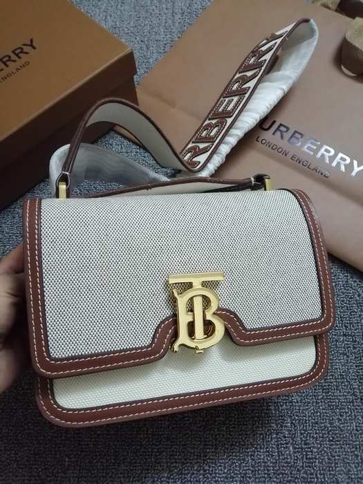 Burberry Tote style 97 White 01A