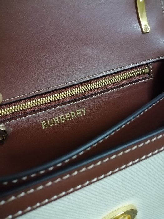 Burberry Tote style 97 White 01A